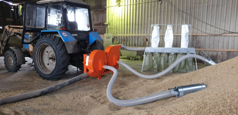 Зернодробилка "Шмель" 3/4 кВт